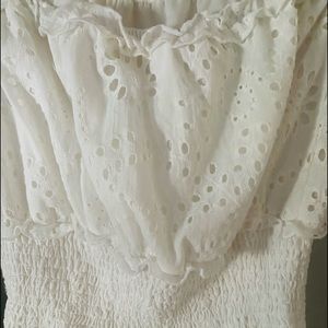 White sleeveless dress